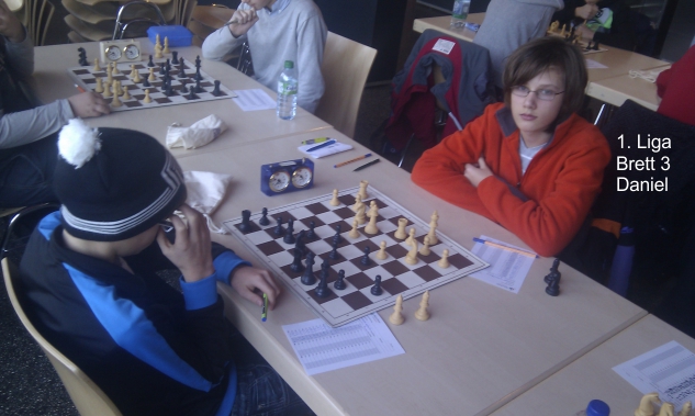 1.Liga 4 Bilder 8.12.12